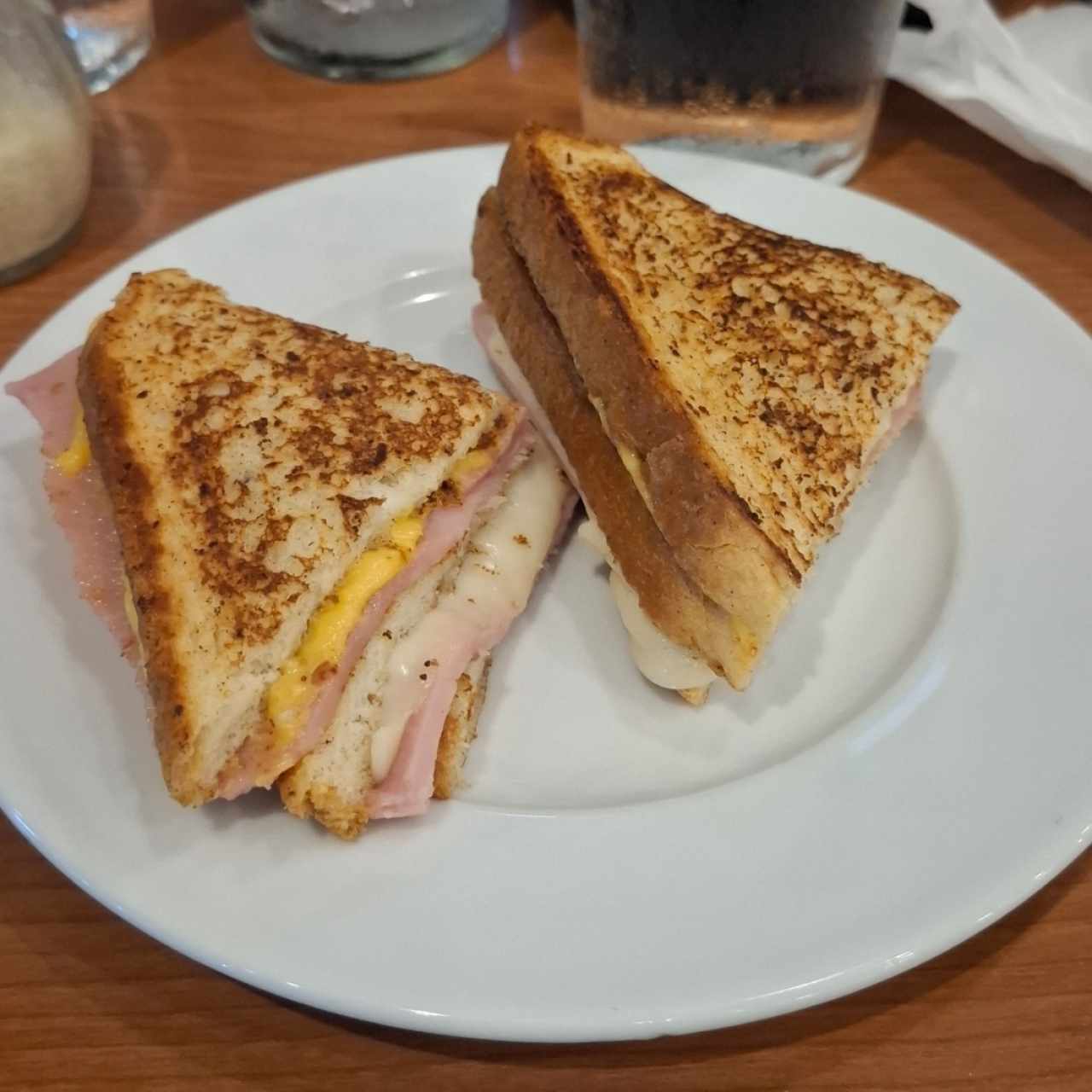 Desayunos - Sándwich Montecristo