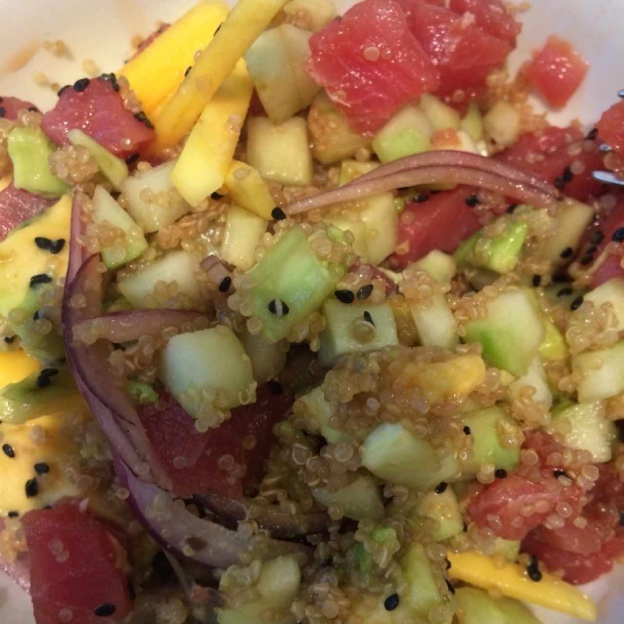 Bowl de Quinoa con Atún