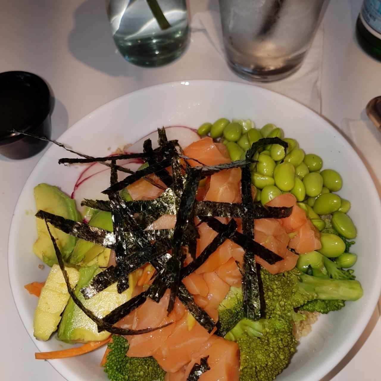 Salmon salad Bowl