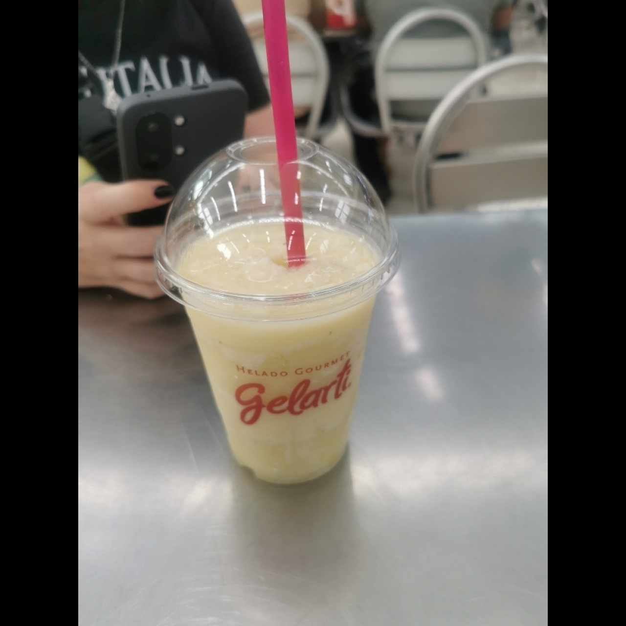 Smoothie de hierva buena con piña