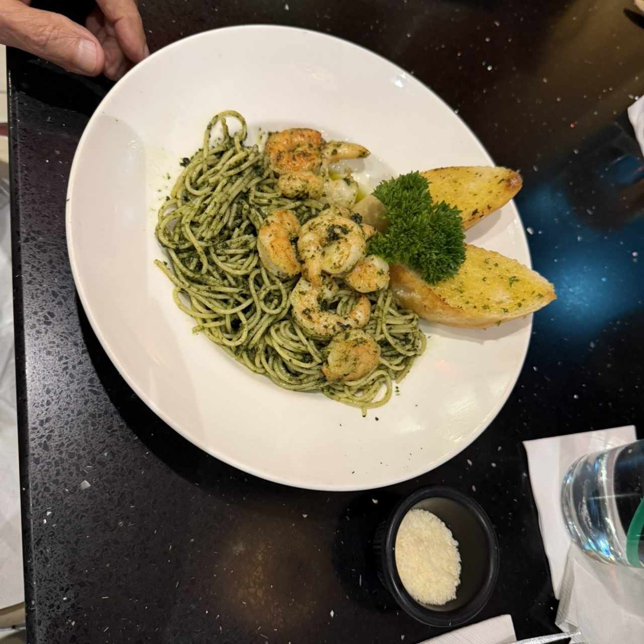 Pastas - Spaguettini con Camarones