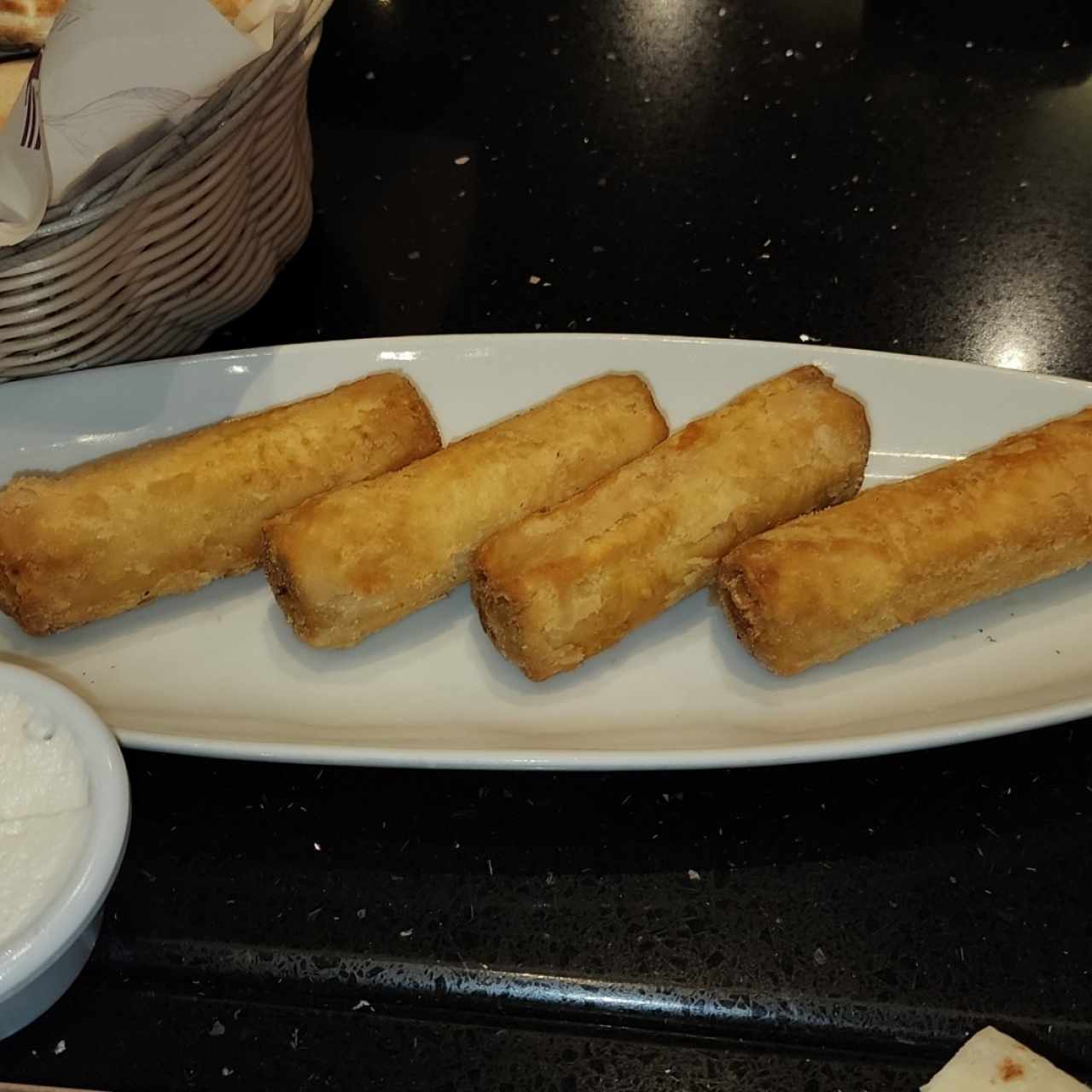Entradas Libanesas - Sambusek de Queso