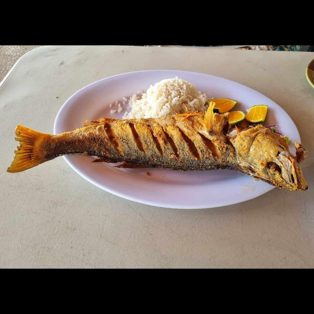 Mariscos - Corvina Frita (Entera)