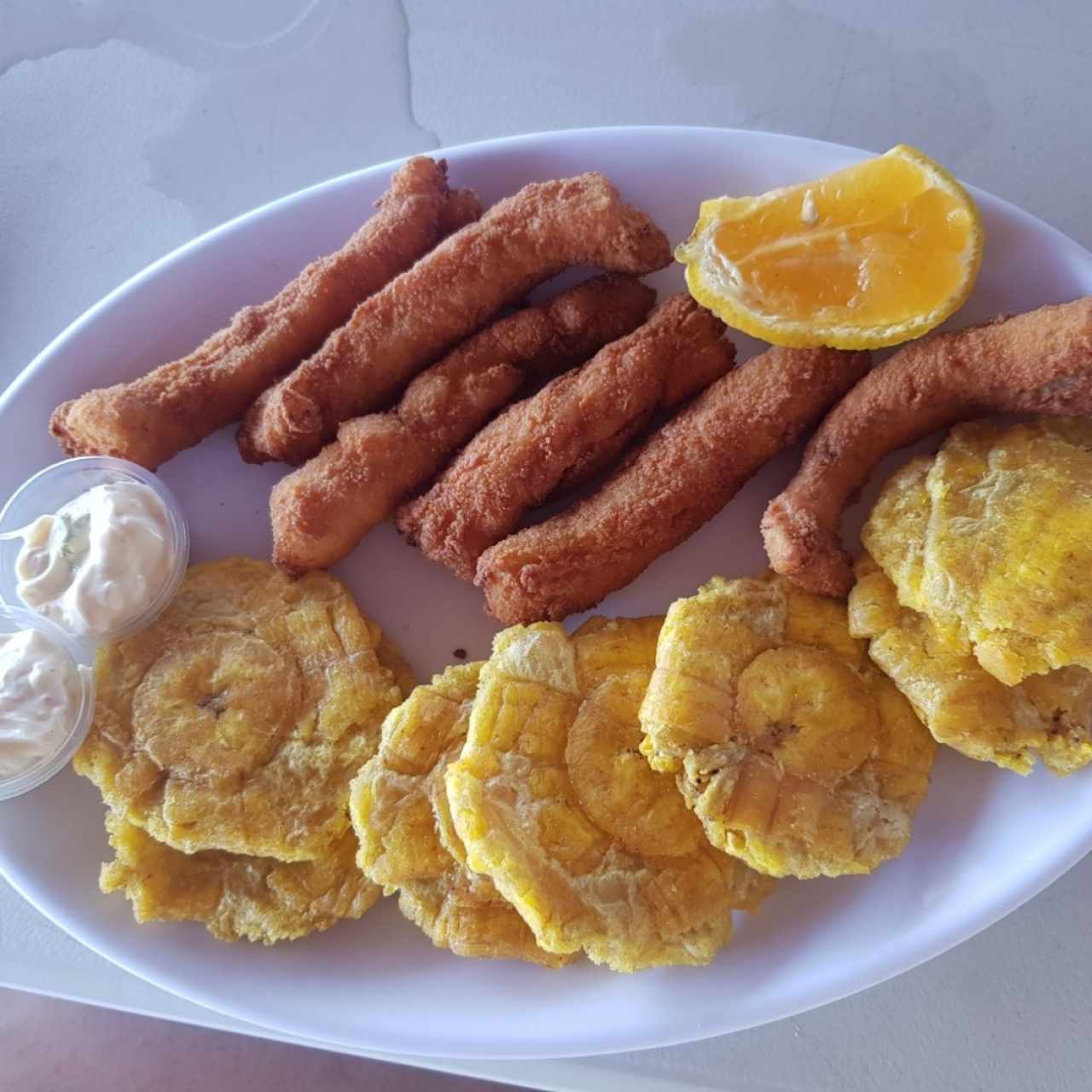 Deditos de pescado con patacones