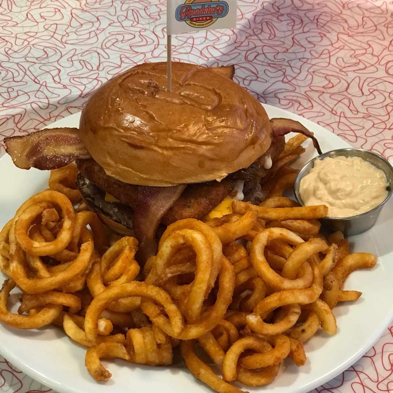 The Jaws Burguer - Brisas del Golf