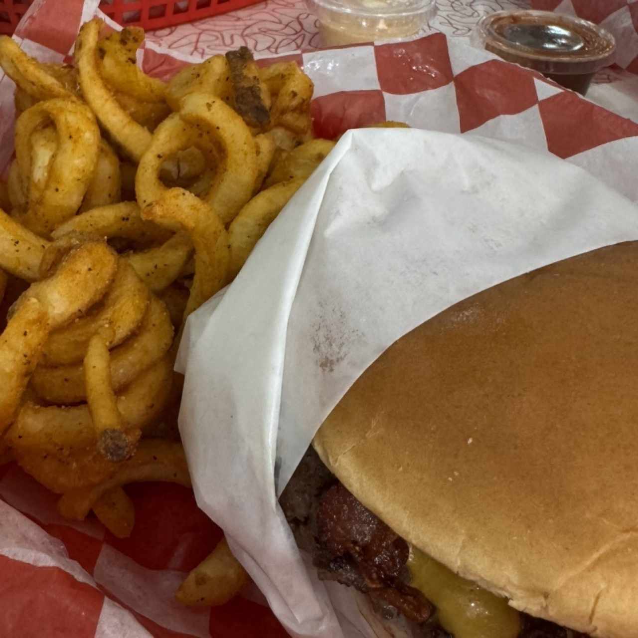 Hamburguesa Cheeseburger LT