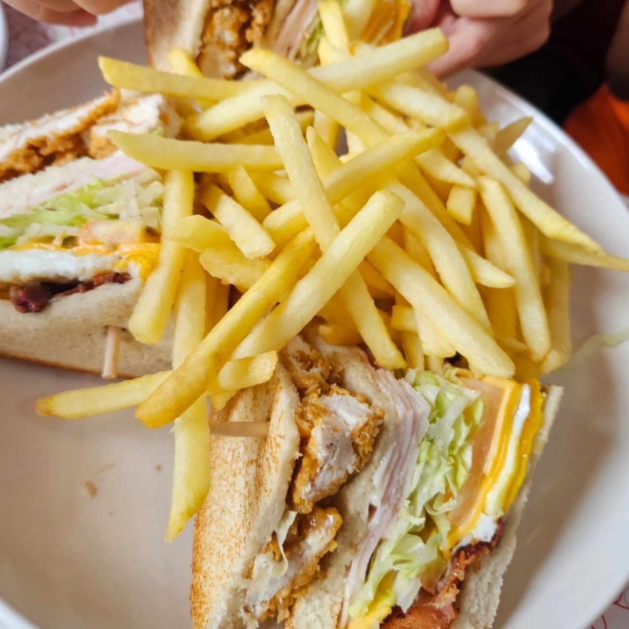 Sandwiches - Club Sandwich
