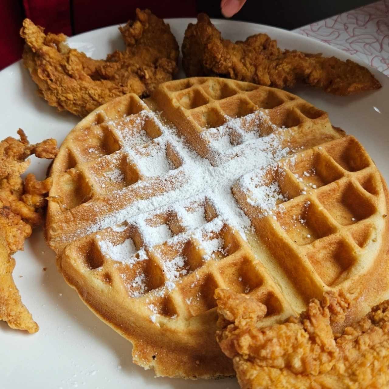 Desayunos - Chicken Waffles