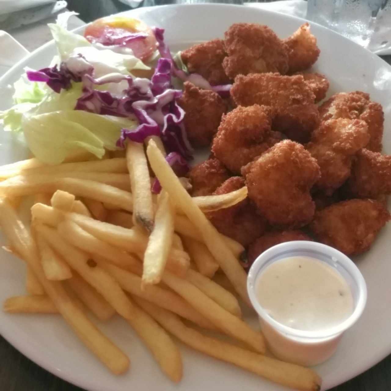 Camarones apanados con papas