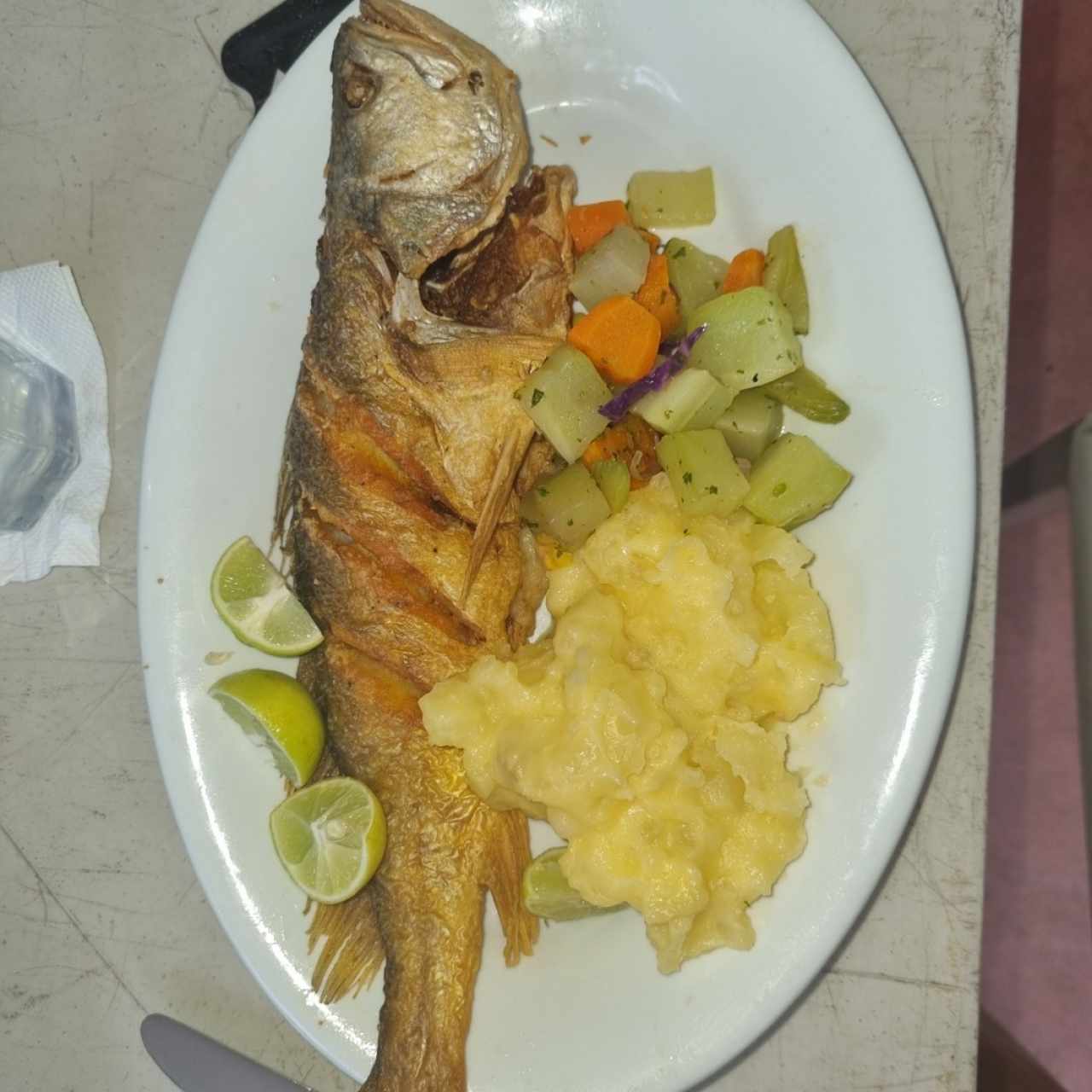 Corvina Entera Frita 