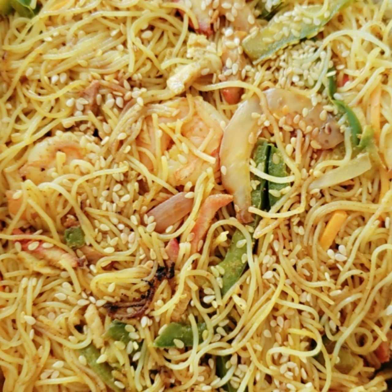 Fideos Singapur