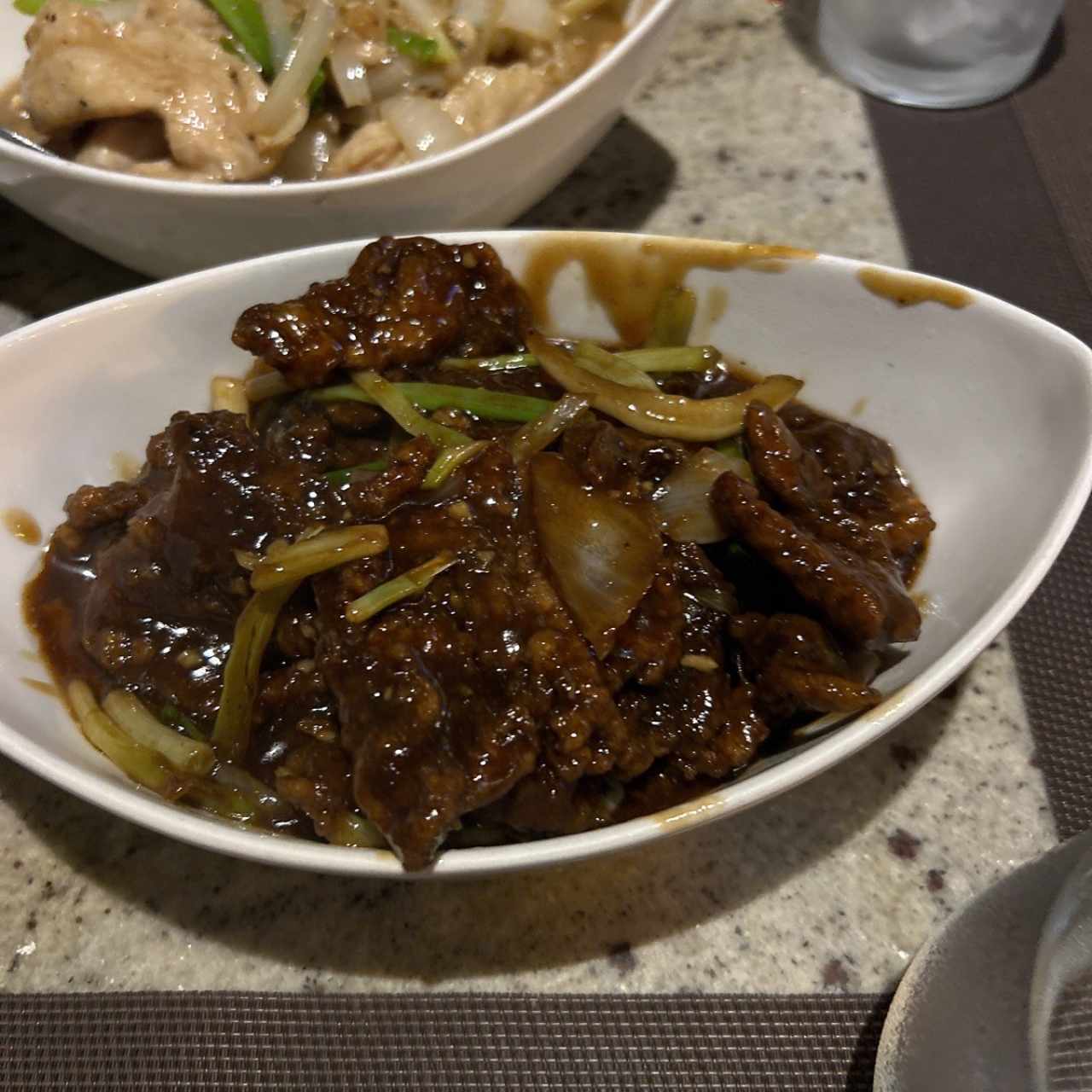 Platos Fuertes - Estilo Mongolian