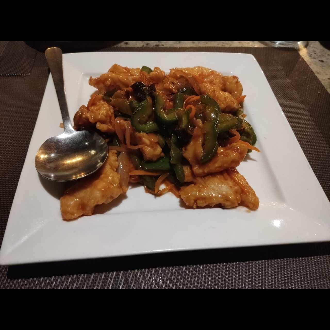 Platos Fuertes - Estilo Szechuan - Pescado