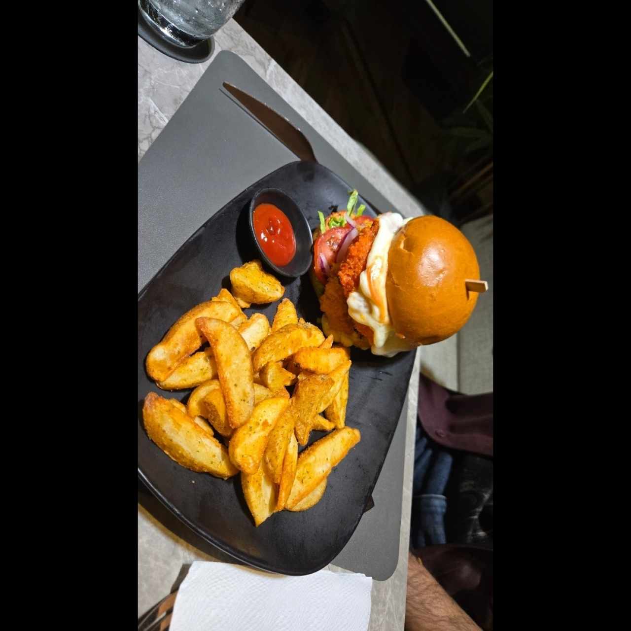 El Americano Loco Burger