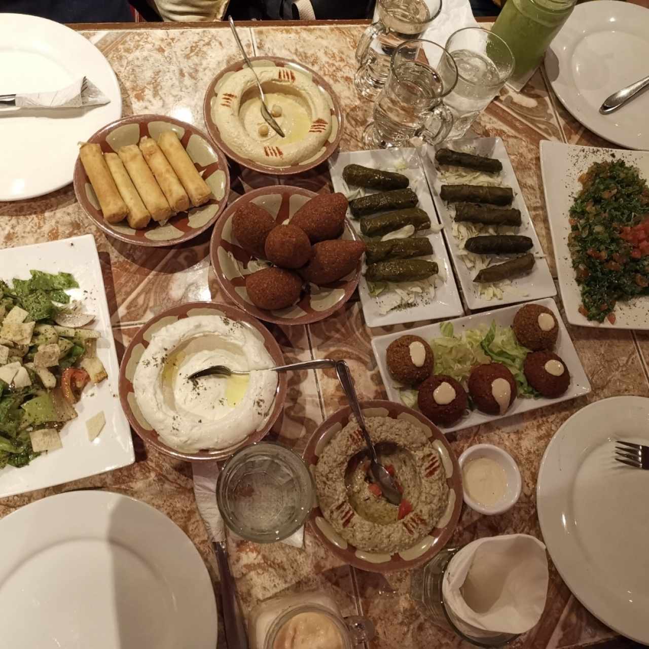 Mesa Libanesa (5 personas)