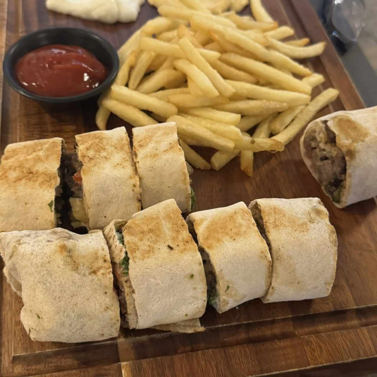 Platos Fuertes - Shawarma de Carne