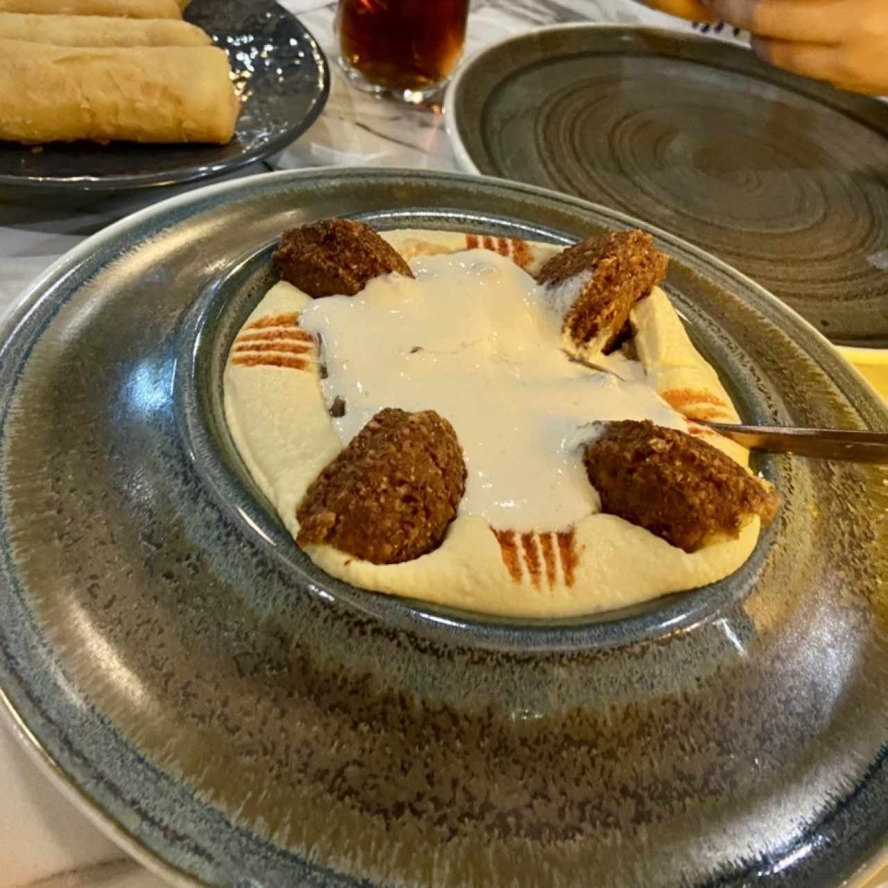 Hummus Foul y Falafel con Tahine