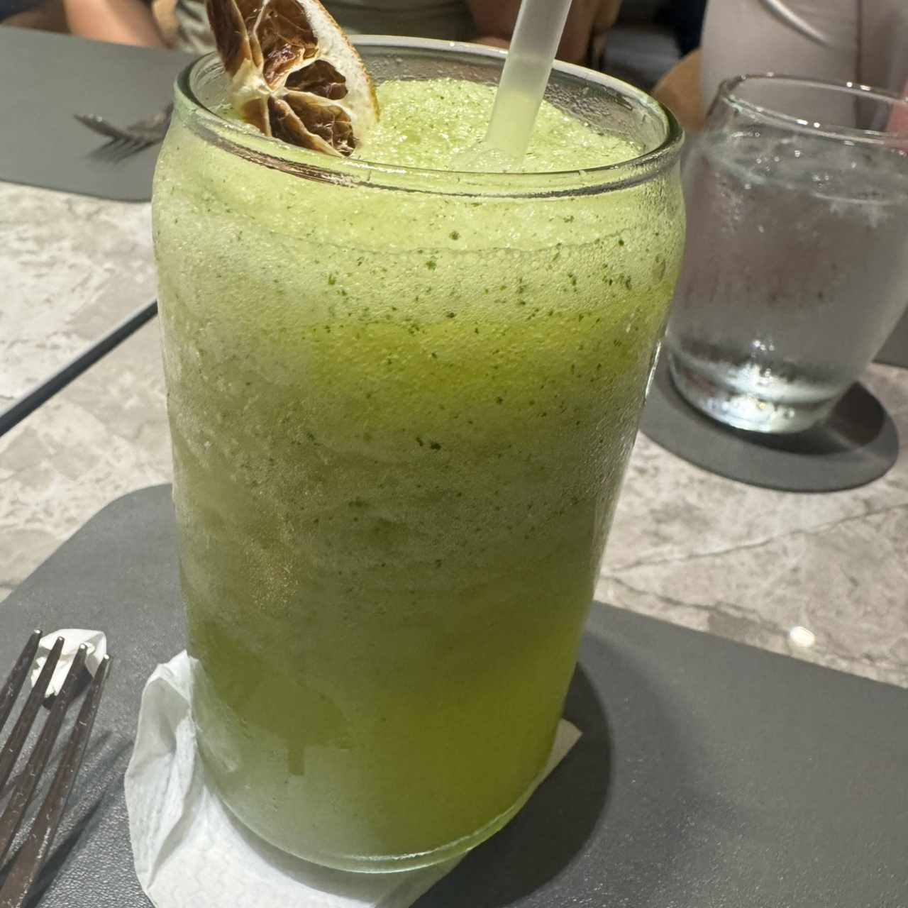 Limonada xon hierbabuena