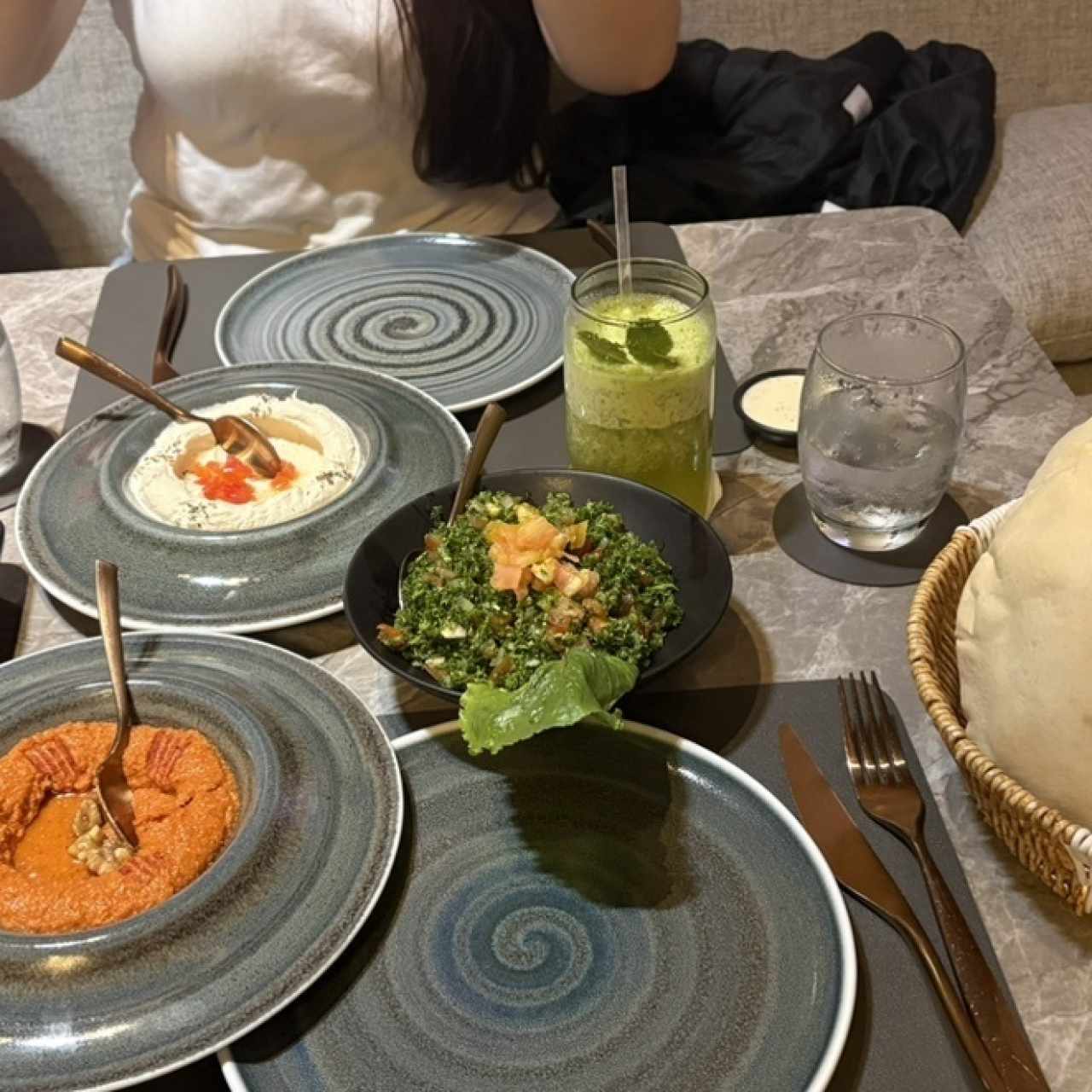Mesa Libanesa (3 personas)