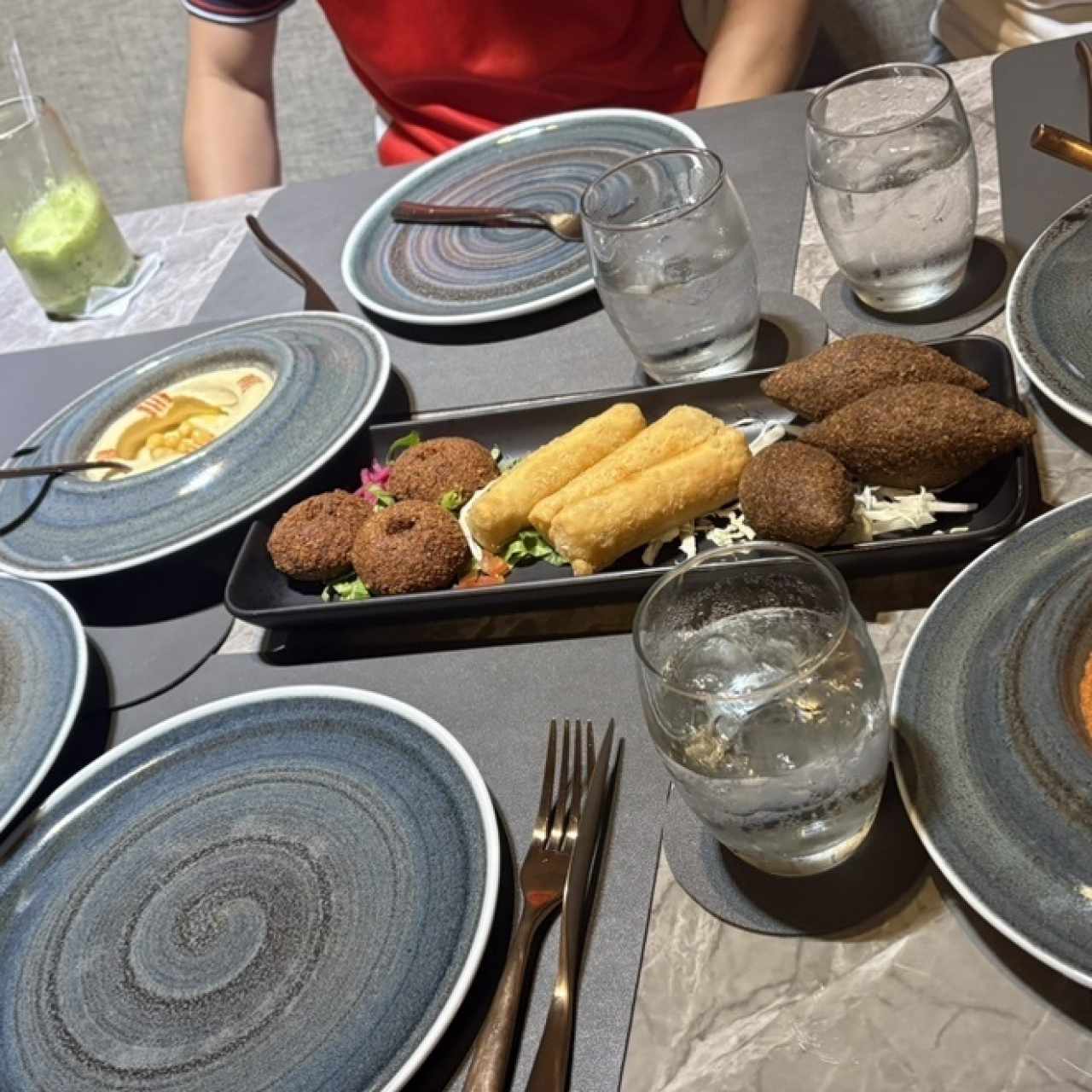 Mesa Libanesa (3 personas)