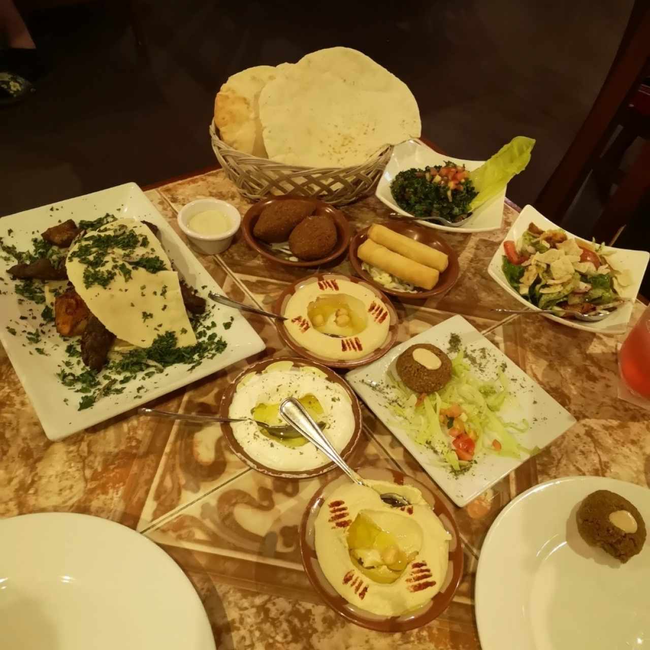 Mesa Libanesa (2 personas)