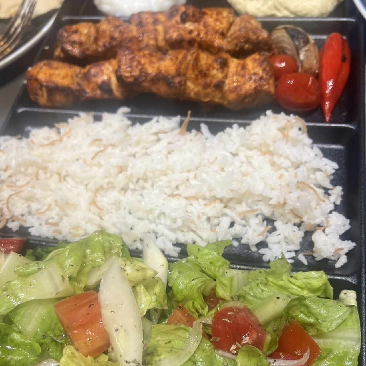 Platos Fuertes - Shish Taouk