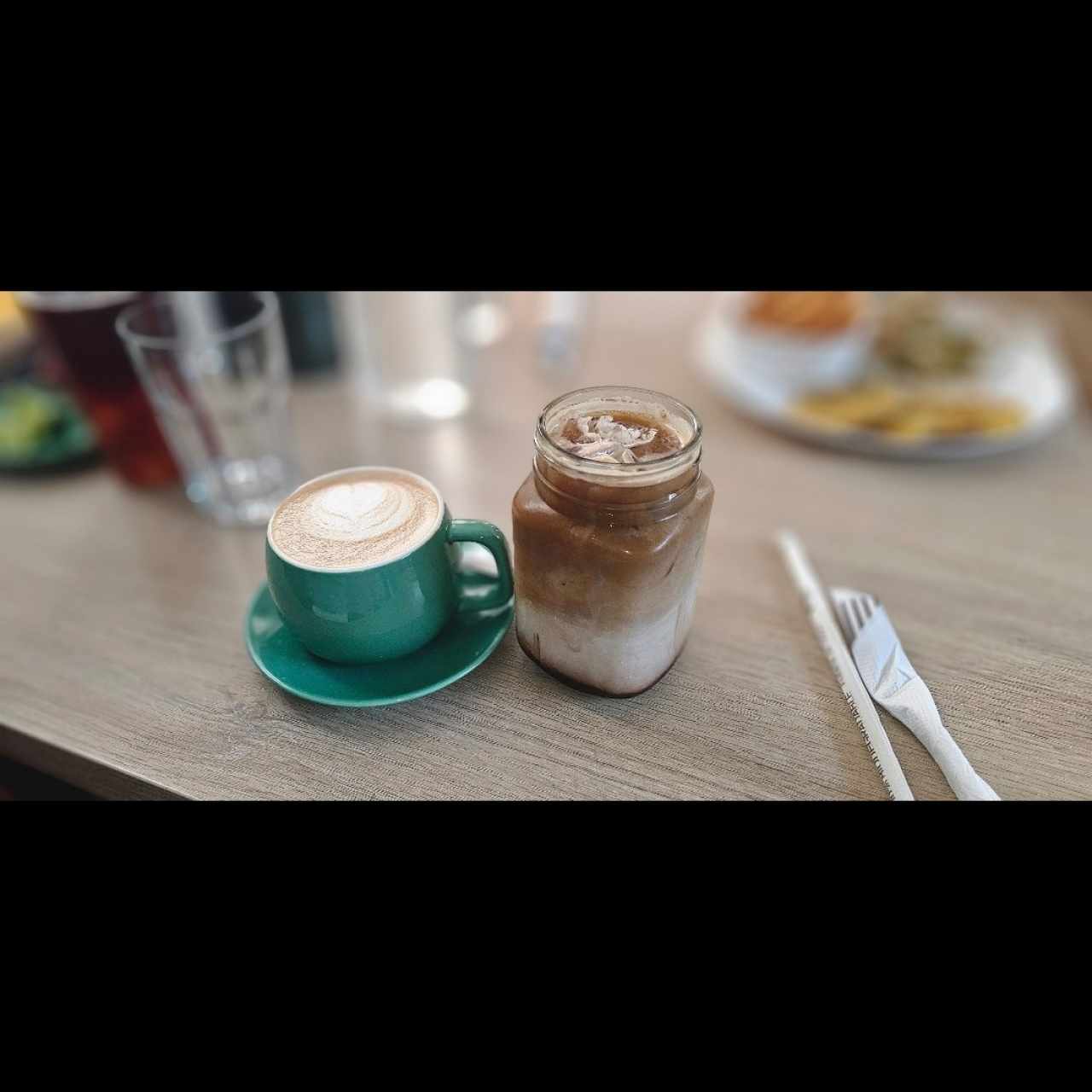 CAFÉS - Capuccino y Iced Mocha