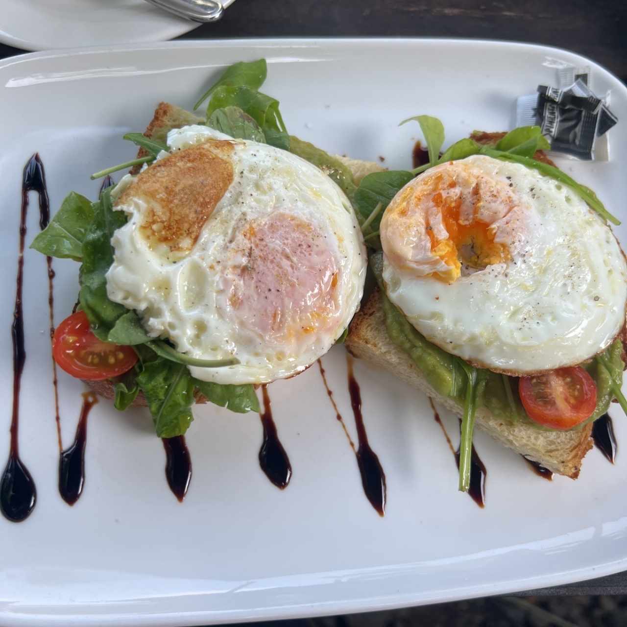 LO NUEVO - Tostada de aguacate