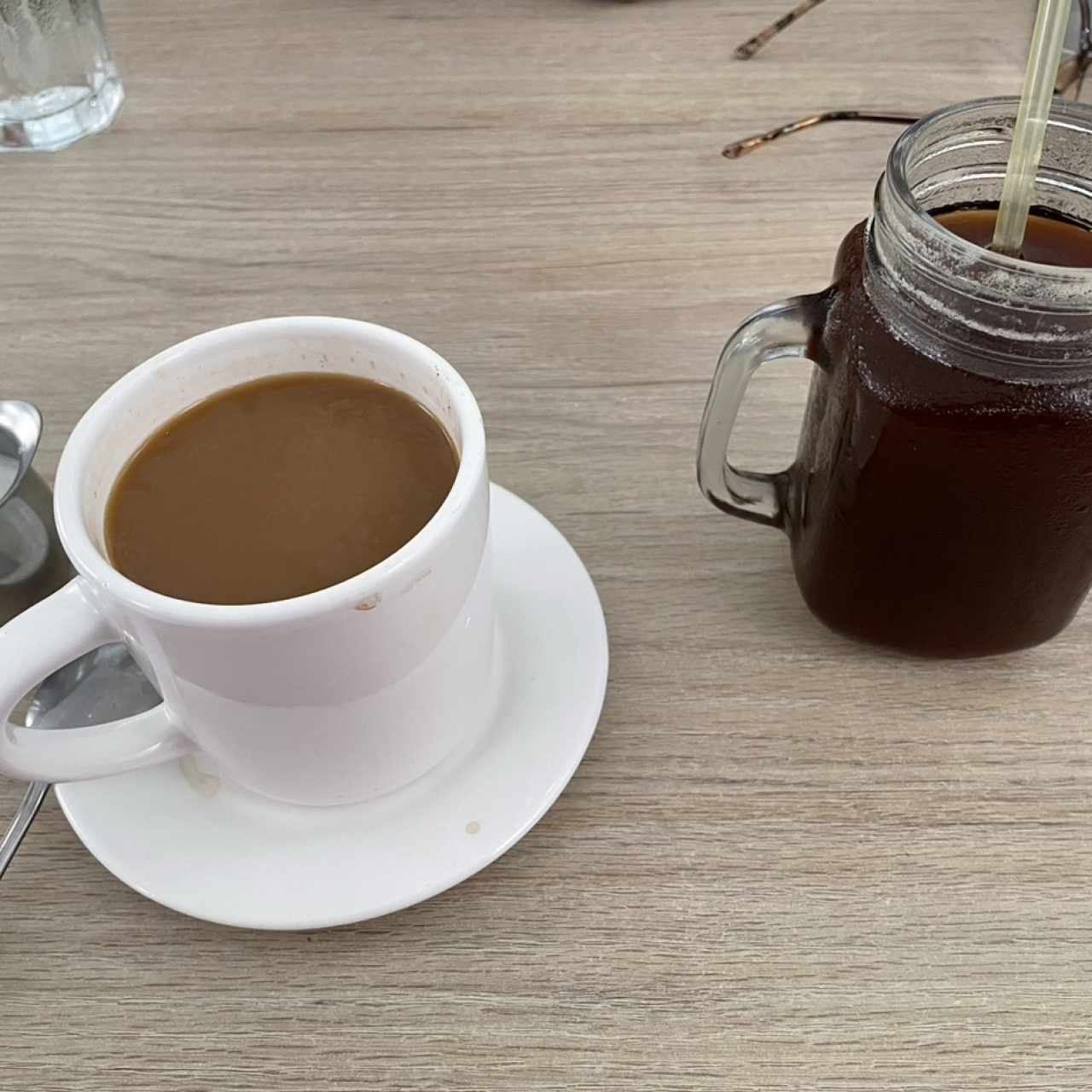 CAFÉS - Americano  y Iced Coffee 