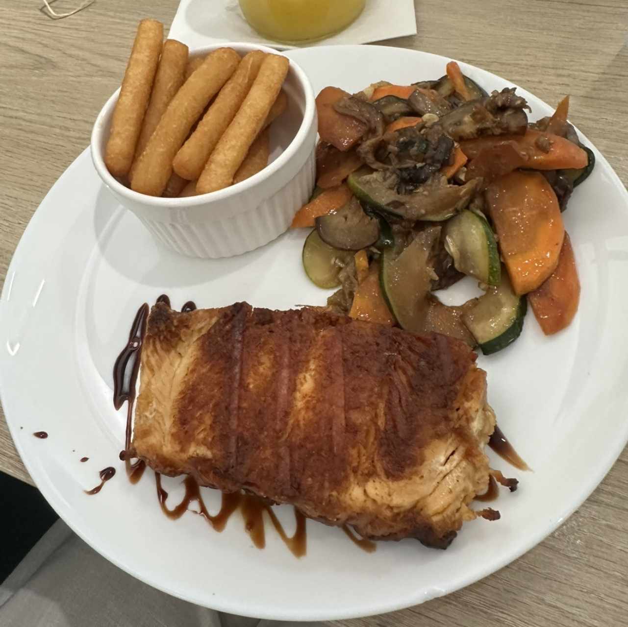 ESPECIALES - Salmón grillado