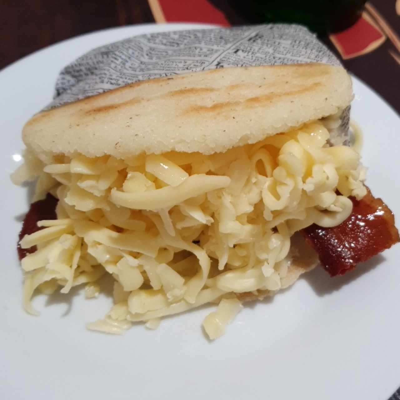 gouda con tocino