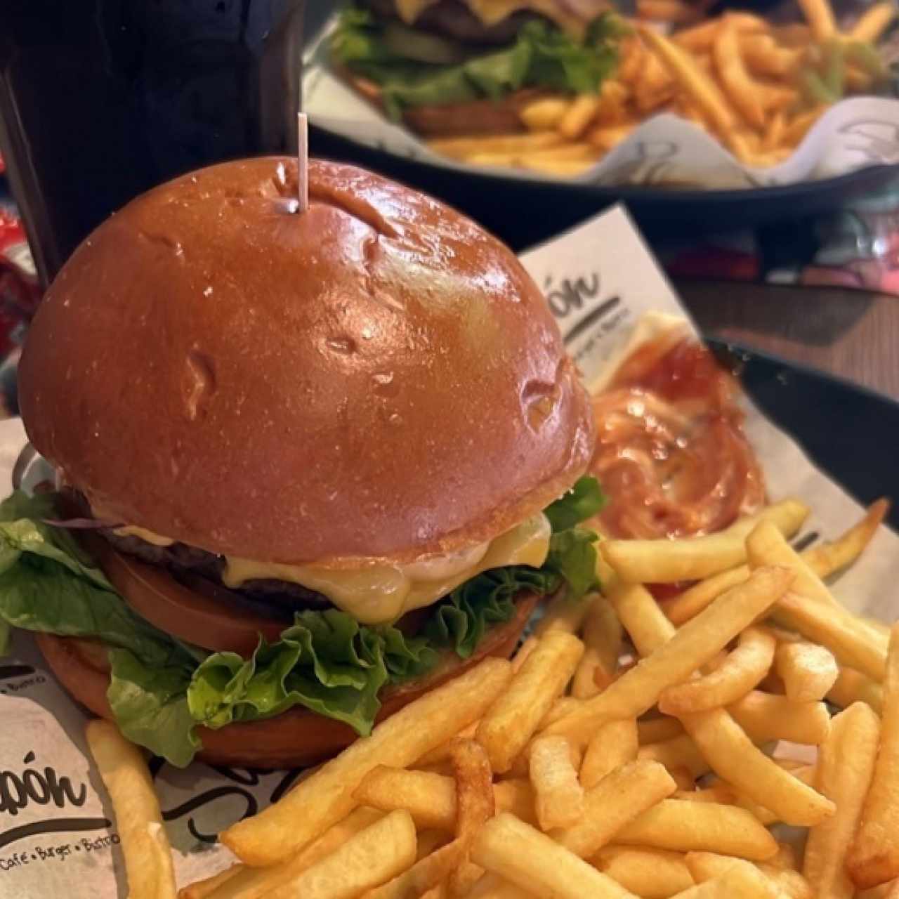 Top Burgers - Retro Burger