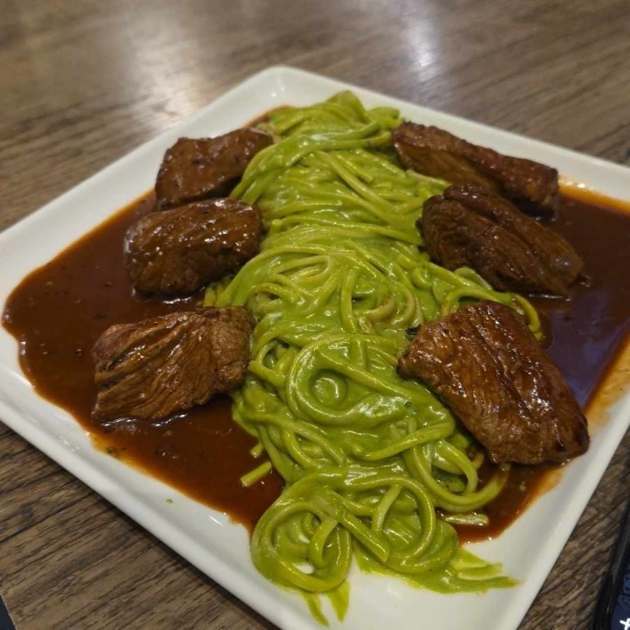 tallarín verde (Carne)