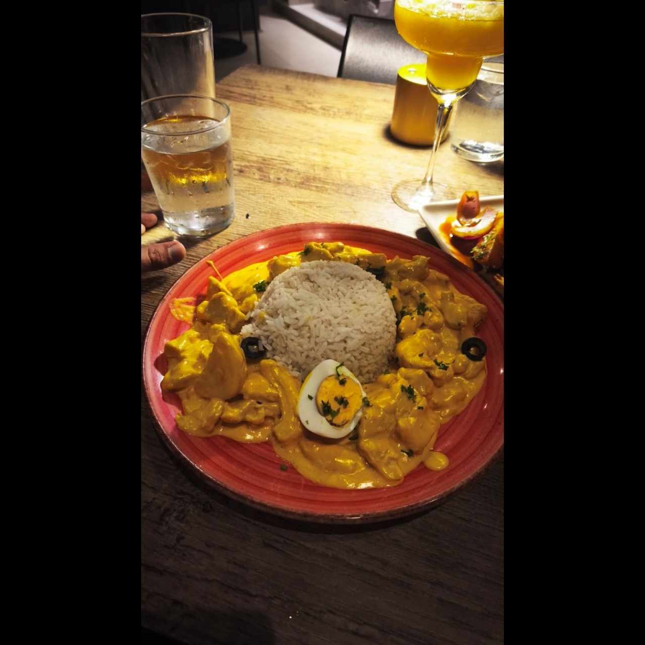TÍPICO - AJÍ DE GALLINA