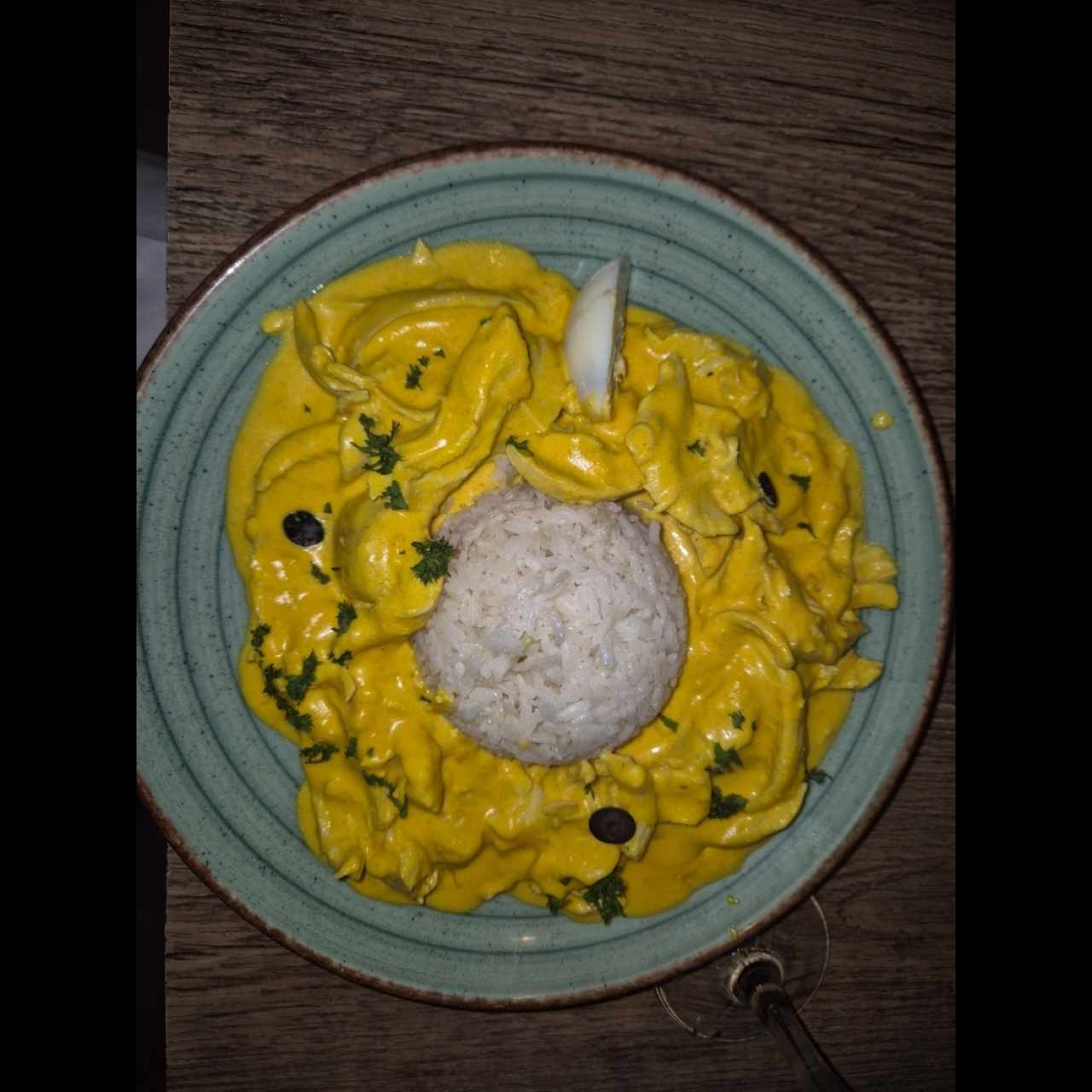 TÍPICO - AJÍ DE GALLINA