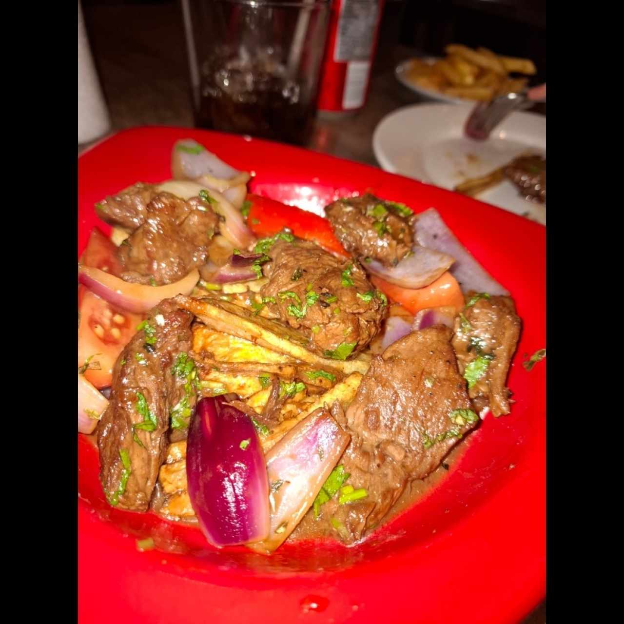 TÍPICO - LOMO SALTADO