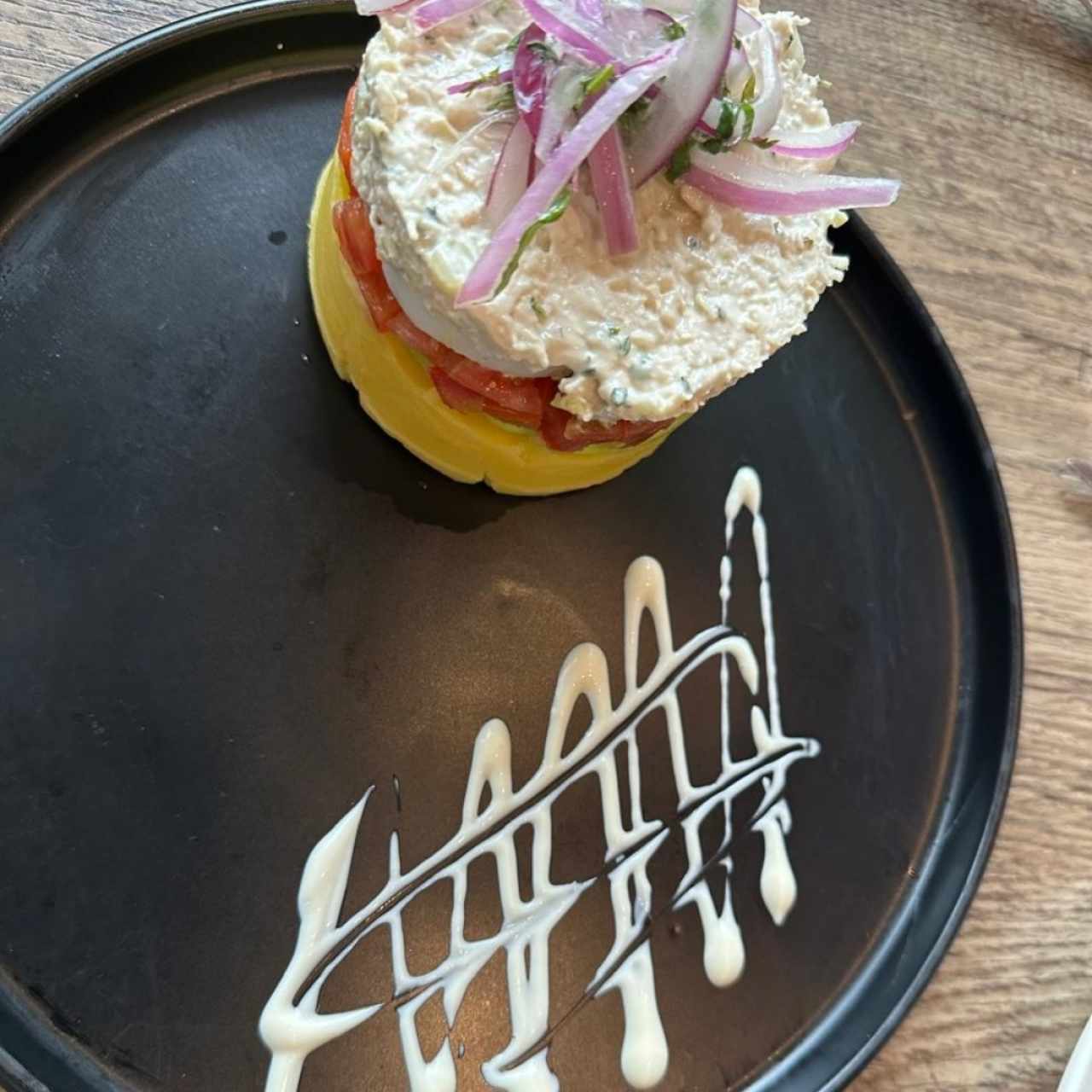 TÍPICO - CAUSA DE POLLO