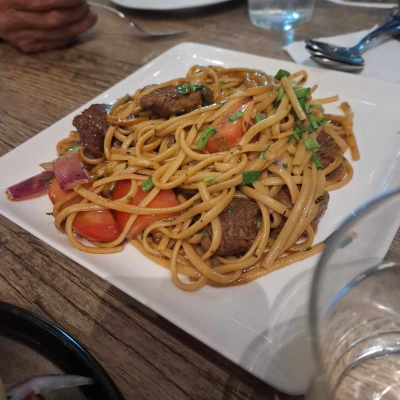 tallarin Saltado