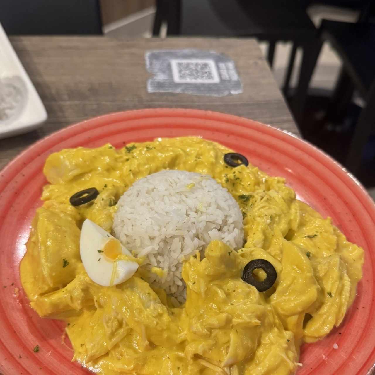 TÍPICO - AJÍ DE GALLINA
