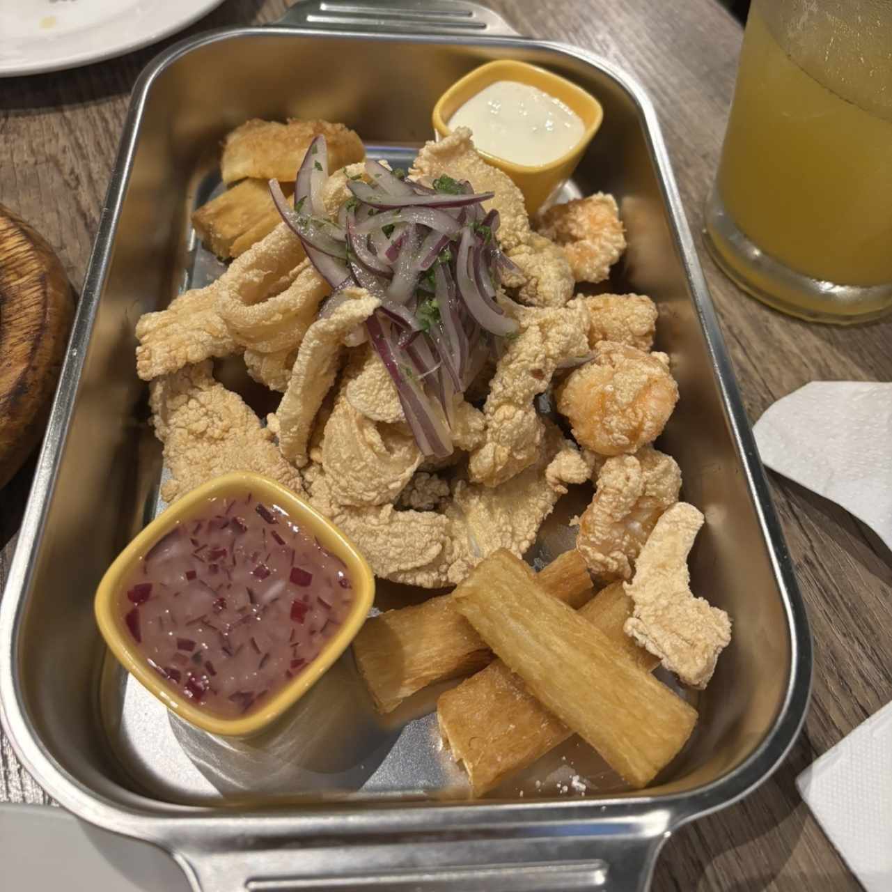TÍPICO - JALEA DE MARISCOS