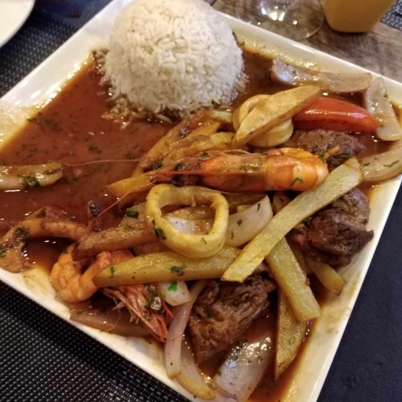 LOMO SALTADO MAR Y TIERRA