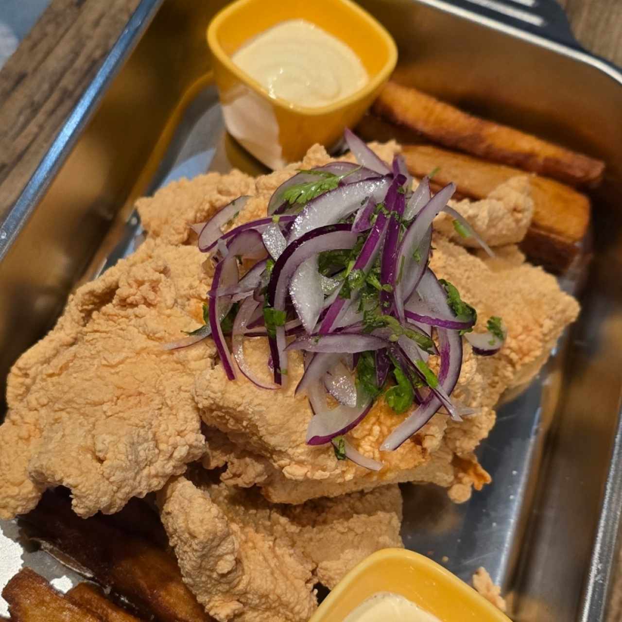 TÍPICO - CHICHARRON DE PESCADO