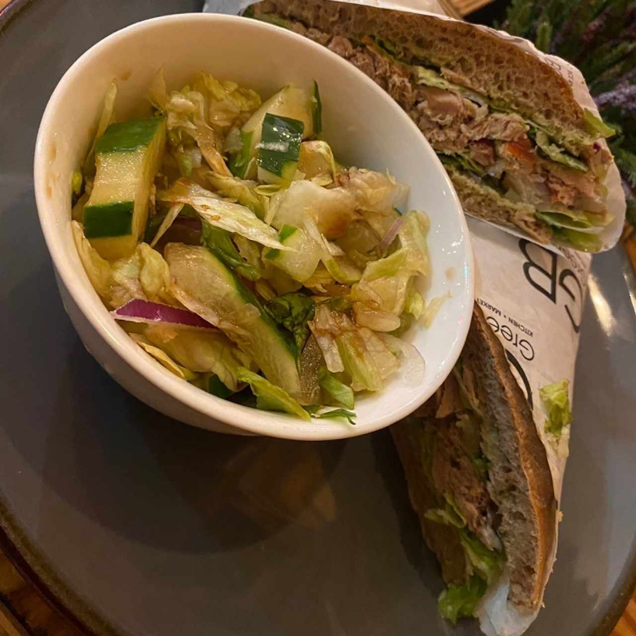 Emparedados - Tuna Sándwich
