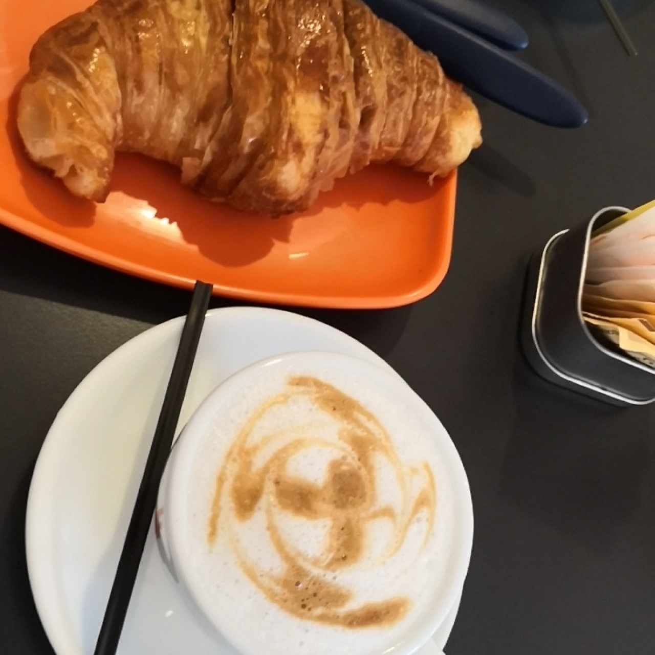 cafe y media luna