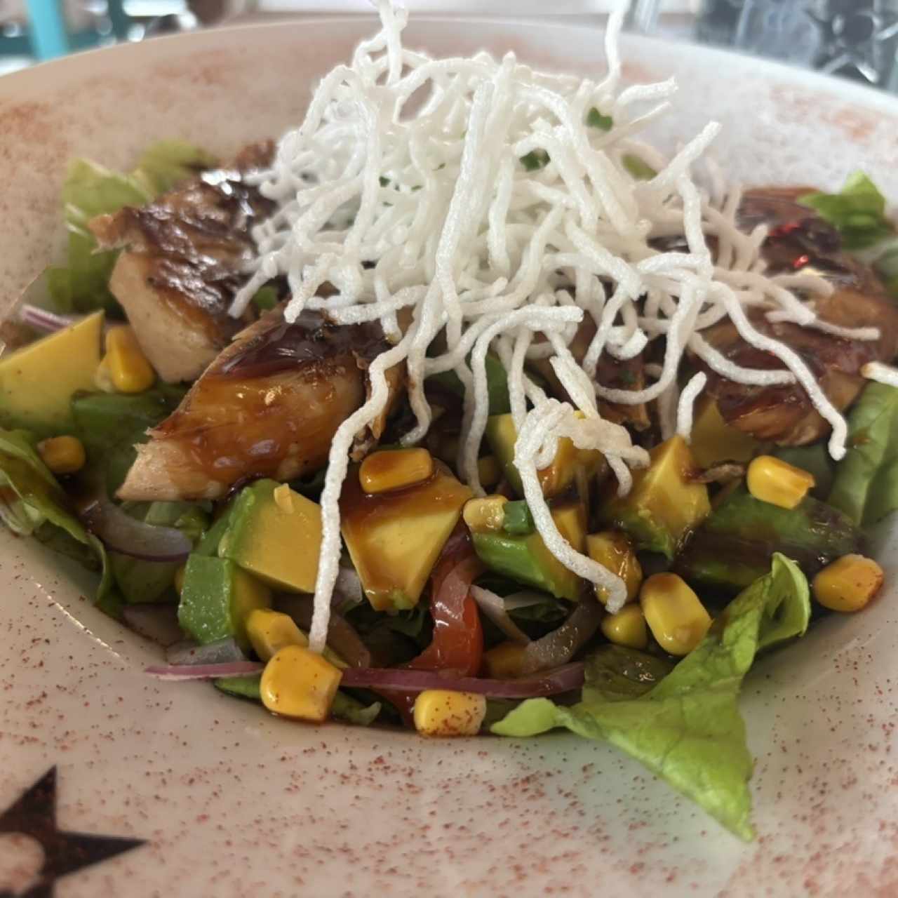 Ensalada Dadai de Pollo