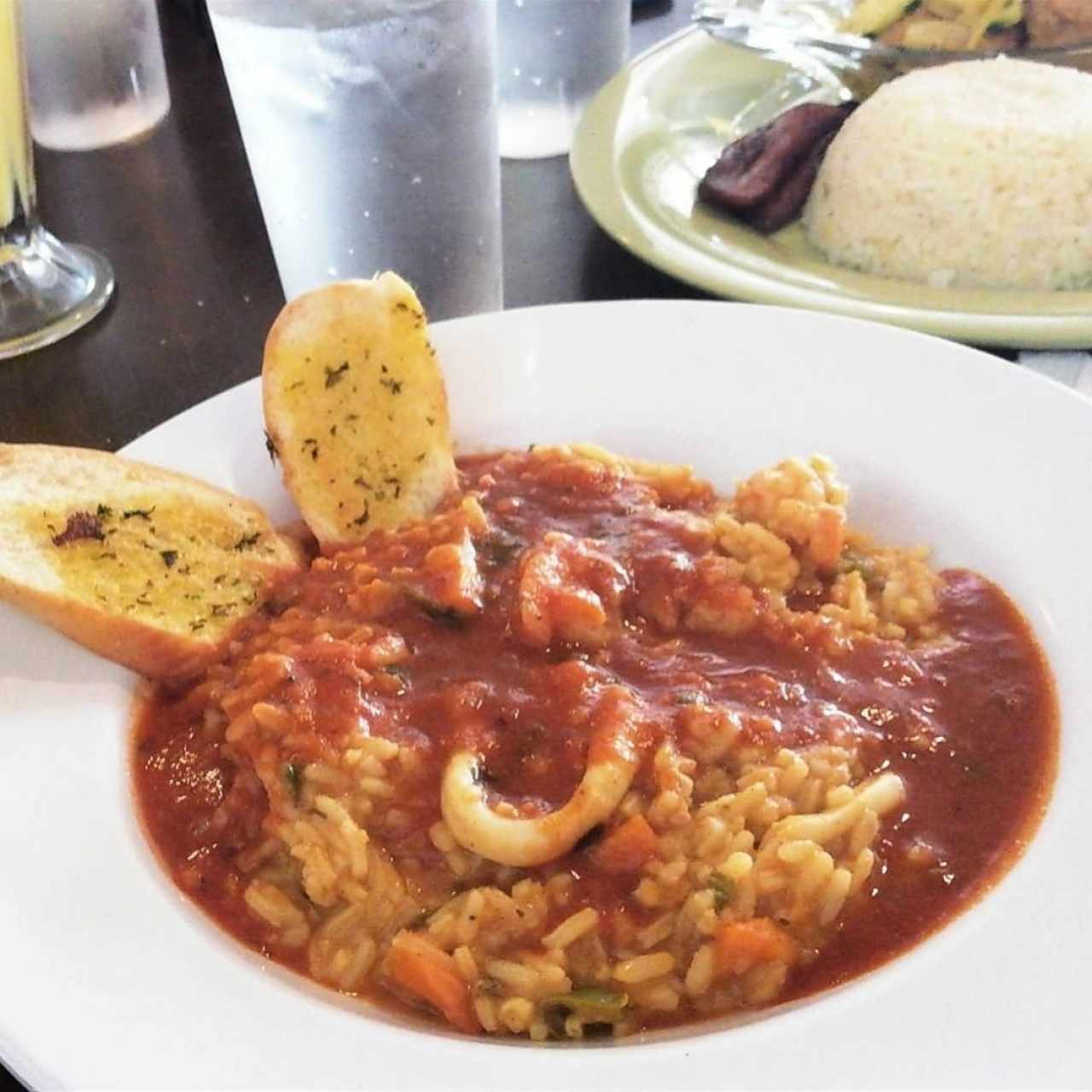 guacho de mariscos