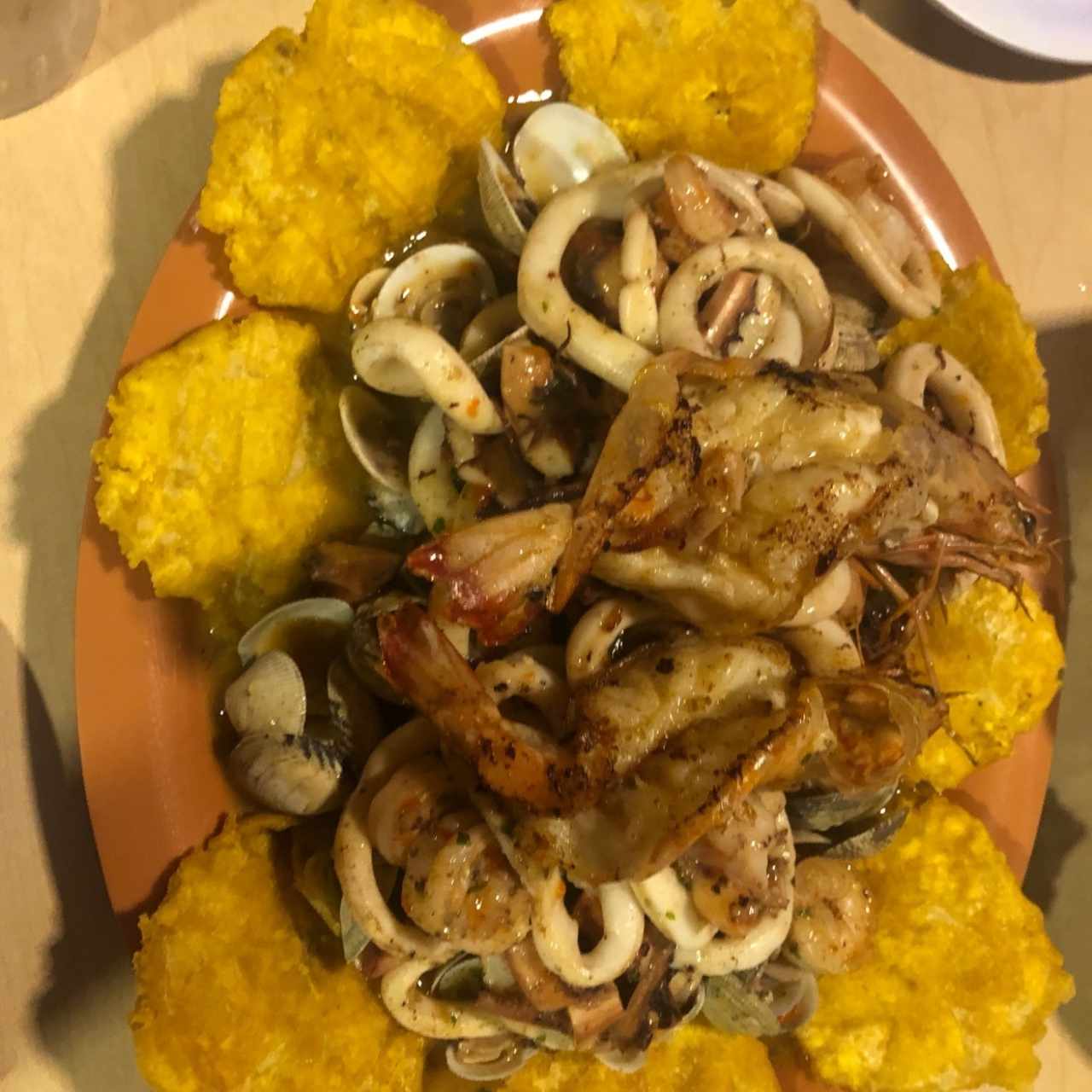 picada de mariscos