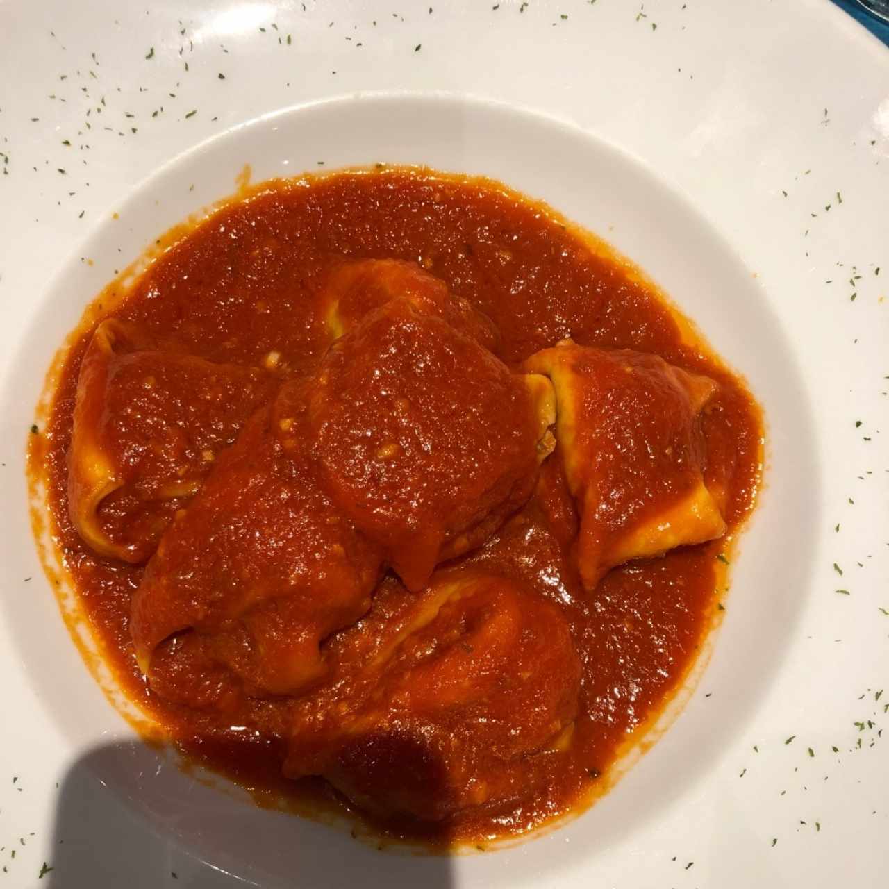 raviolis a la pomodoro