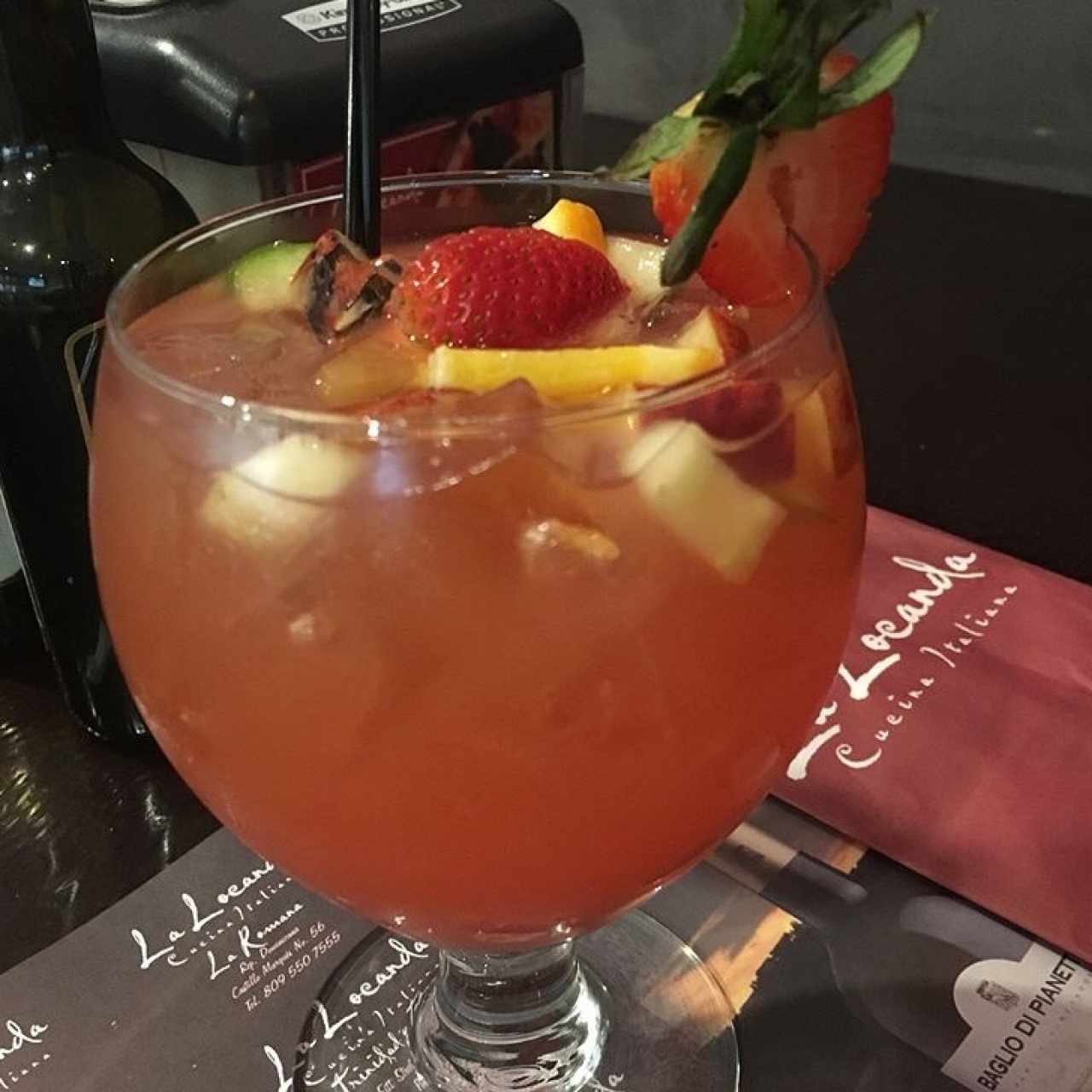 Sangría con vino rosado