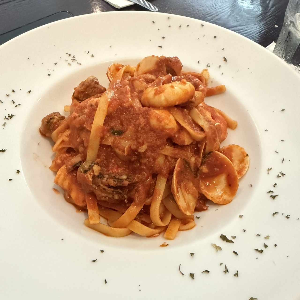 Allo Scoglio en salsa pomodoro